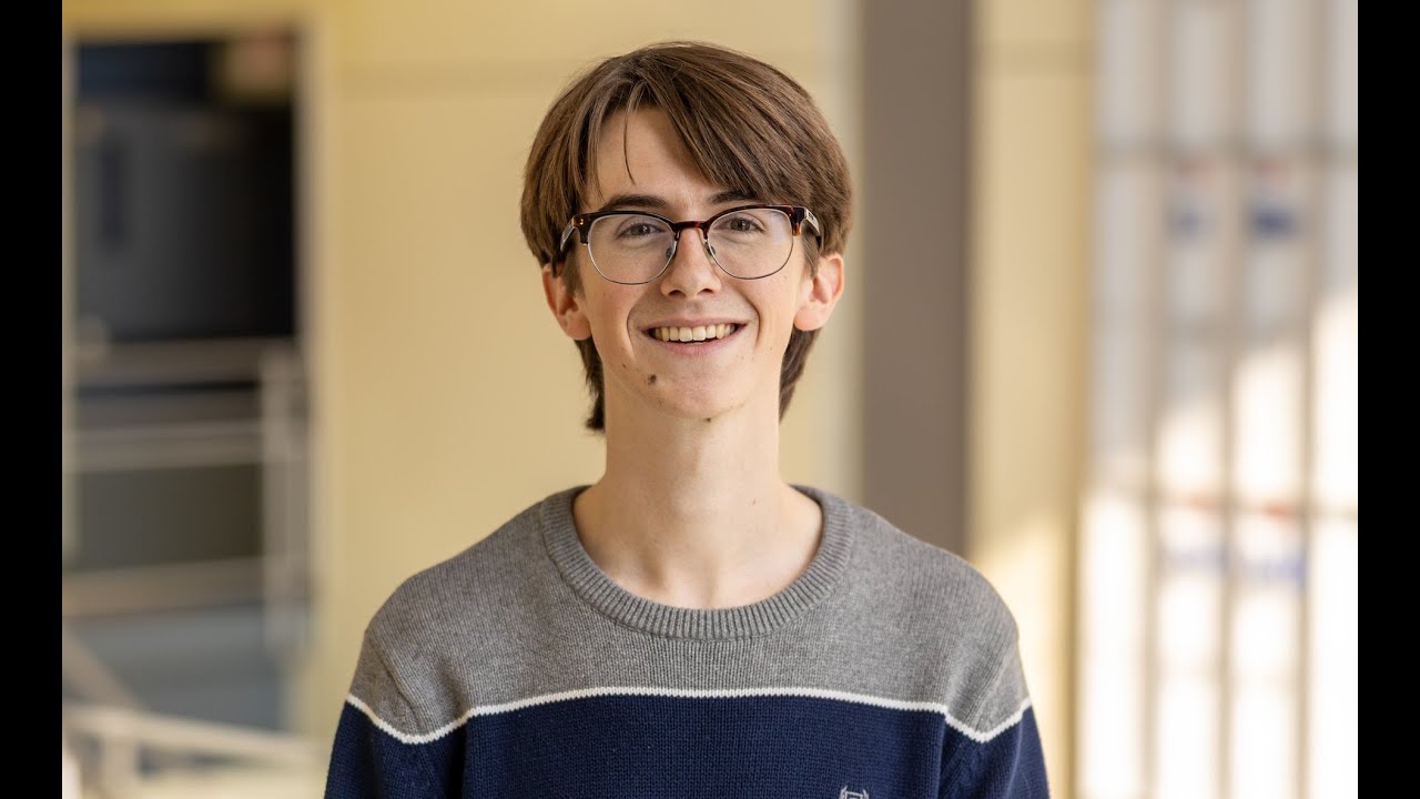 Изучаю физику в SUNY Geneseo.