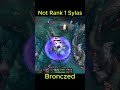 How to 1v9 with sylas 🥵 #leagueoflegends #combo #outplay #sylas