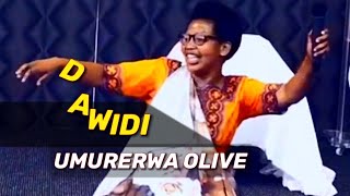 Olive UMURERWA mu ndirimbo 'DAWIDI' ati' NIMUNDEKE NTAMBIRE IMANA / Mu iteraniro mu Bubiligi