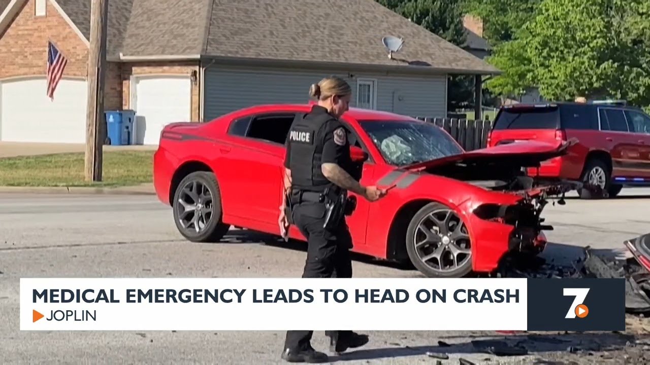 Head on crash in Joplin sends six to the hospital - YouTube