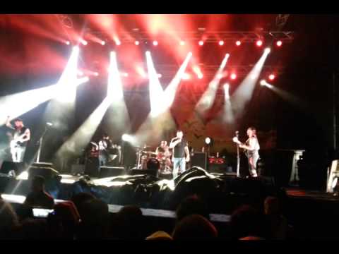 Killswitch Engage - Jesse Beer Cheers into My Curse (Ramfest 2014 - JHB)