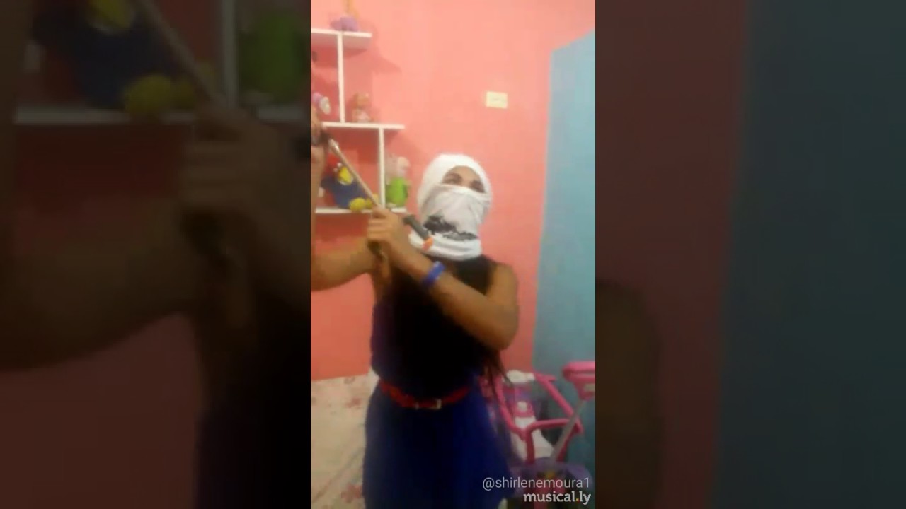 Essa Novinha Terrorista é Especialista Olha O Que Ela Faz