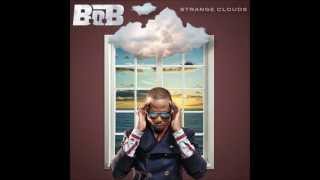 Video thumbnail of "Circles - B.o.B (HOT NEW 2012) (LYRICS BELOW)"