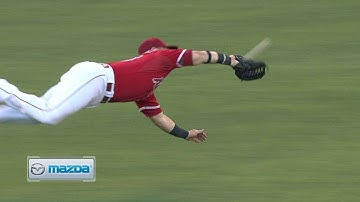 Calhoun lays out to rob Kinsler in right