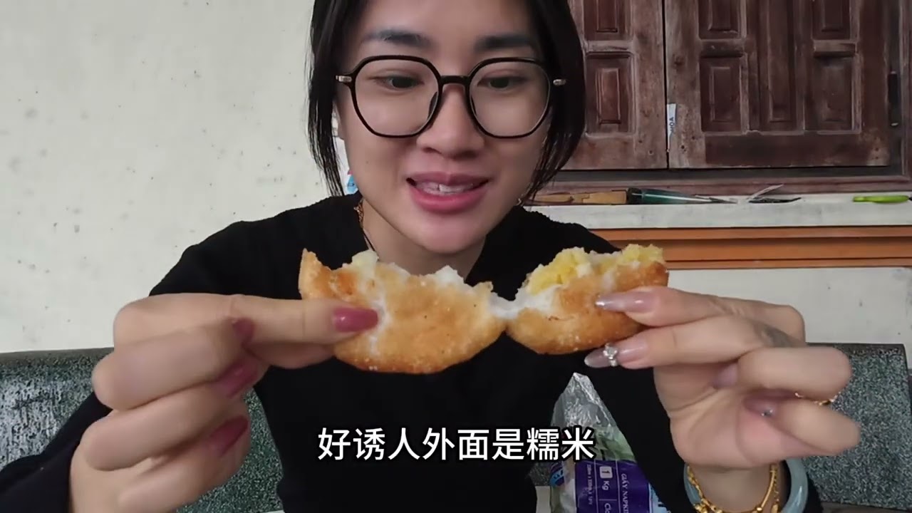 小月终于吃上心心念念的越南火锅 跟二妹忙活一天也是值了