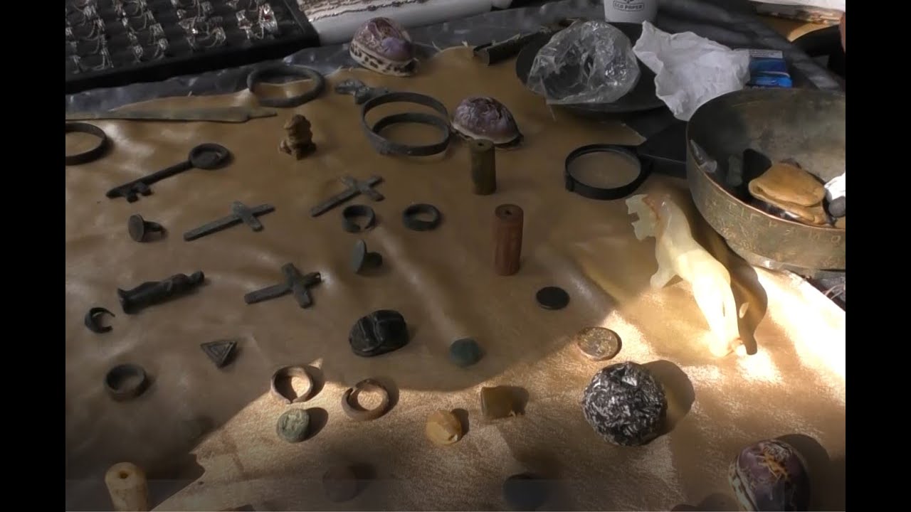 Գանձերը՝ Վերնիսաժում, գանձագողերը՝ մոտակայքում․ ի՞նչ գնով են վաճառասեղանին հայտնվում հնածոները