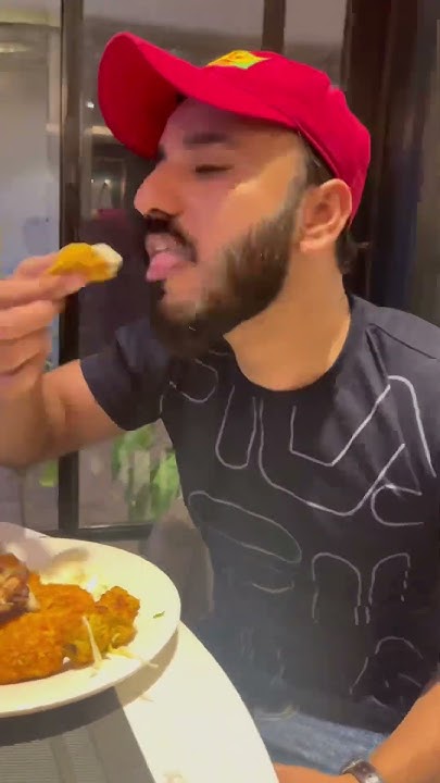 welcome-new-mini-vlog-restaurant-ka-old-name-btao-jaldi-sy