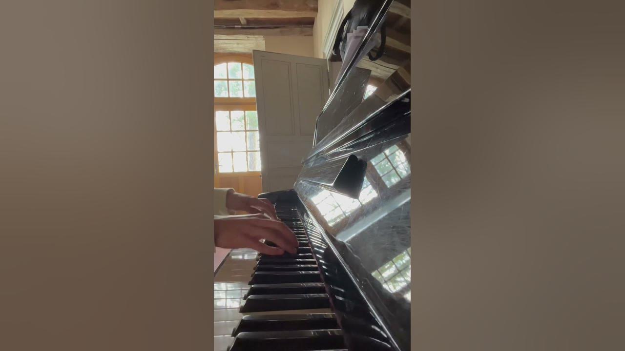 "Valse" from Grinko piano covered by ArthyoZ