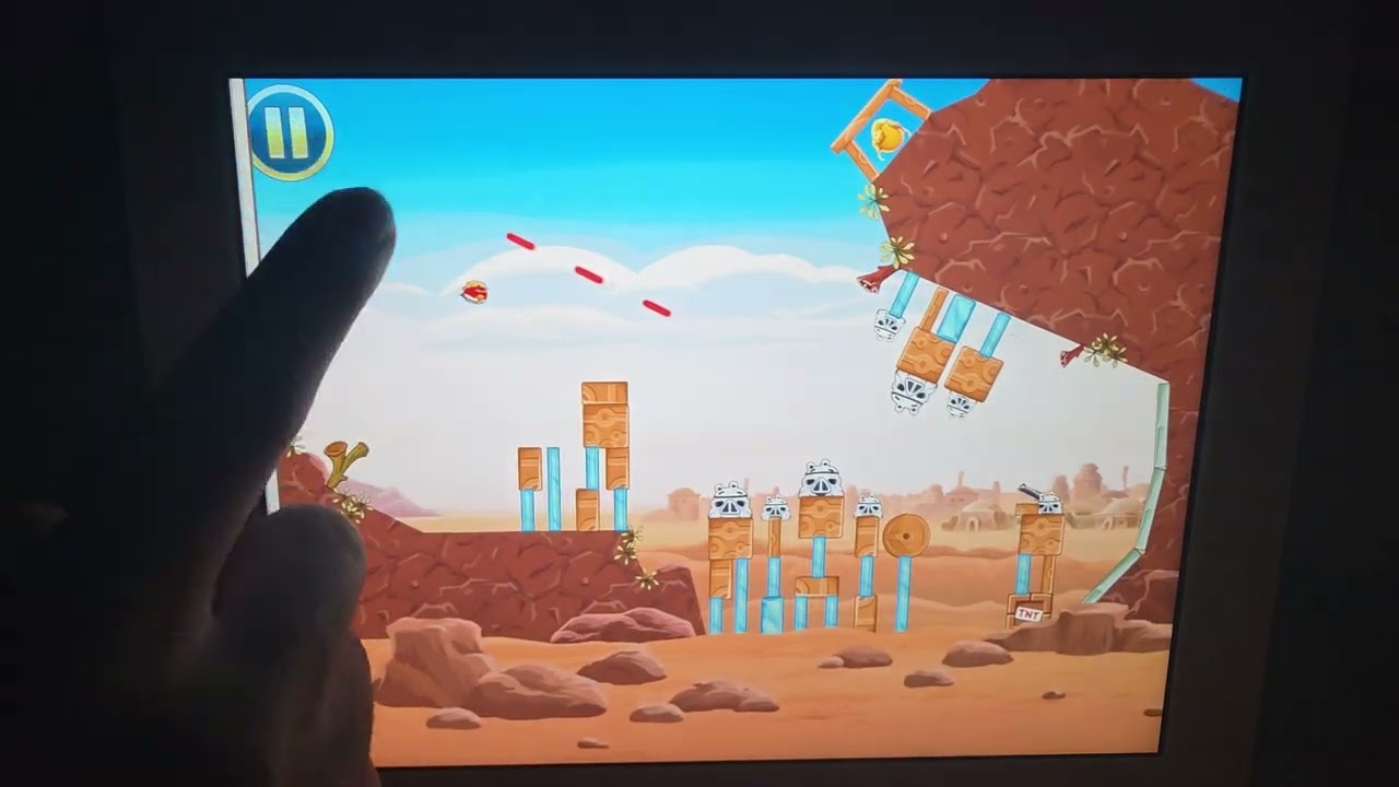 Angry Birds Star Wars HD (v1.0.0) On My iPad 3rd Gen