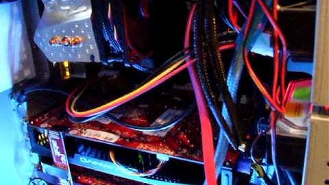 Geforce 8800 GT SLi @full load CPU/GPU