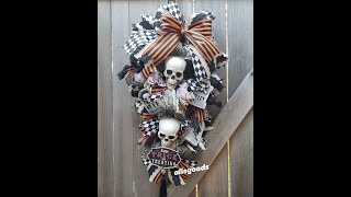 How to Make a Halloween Fall Swag with Skulls, Halloween Swag, Fall Wreath, DIY Halloween, Wreath