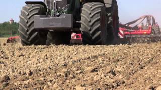 Soybean Seeding - FENDT 939 Vario ProfiPlus + KUHN Speedliner 6000