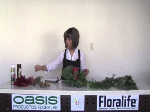 como-hacer-un-diseño-para-navidad-con-el-centro-de-mesa-oasis®-(parte-1)