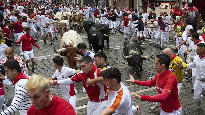 TERCER ENCIERRO de San Fermín 2024 | Toros de Victoriano del Rio