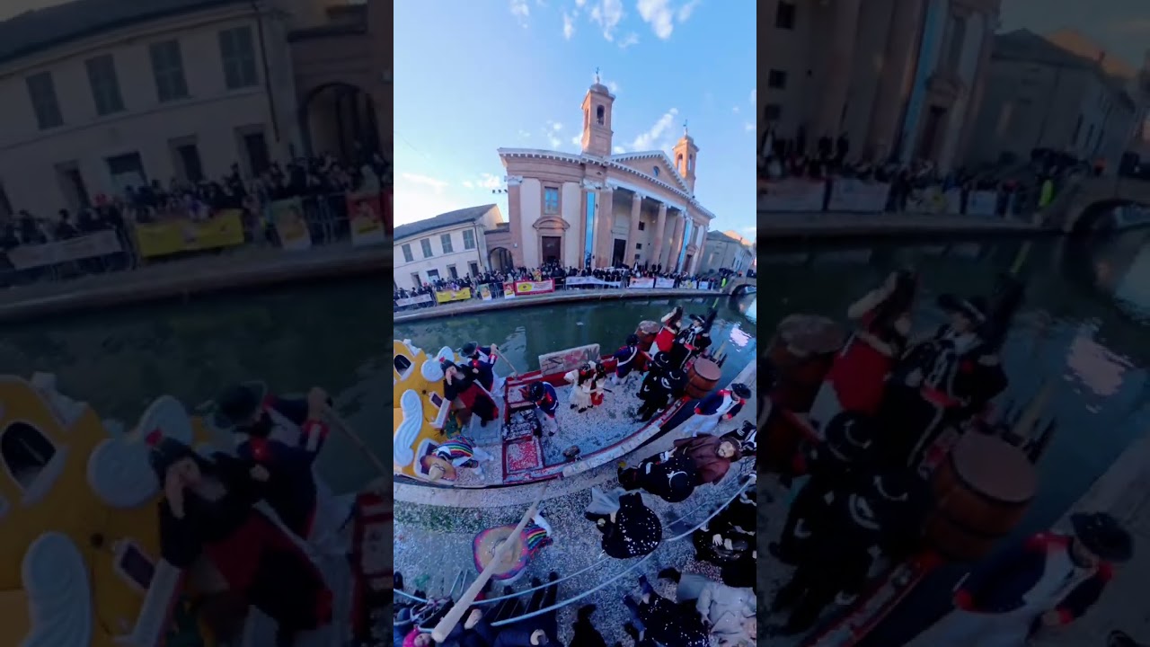 ⁣Un po' di Carnevale sull'acqua a Comacchio. #mavarchannel #comacchio #carnevalesullacqua