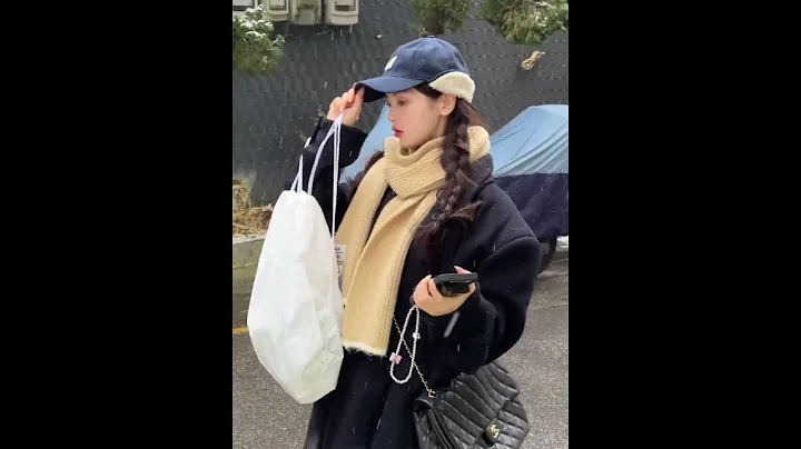楊超越助理240109抖音❤️2024年 請對小羊🐑好一點 #楊超越 這是今天的做夢素材吧 2024好運請查收 - 天天要聞