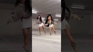 Rate her dance with her digital bratz Twinnie