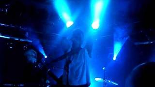 KT Tunstall L'Atelier 20/04/2011 Push That Knot Away.MP4