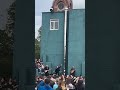 U2 returned to their school in Dublin for an impromptu gig, where they played new song ‘Silencio’