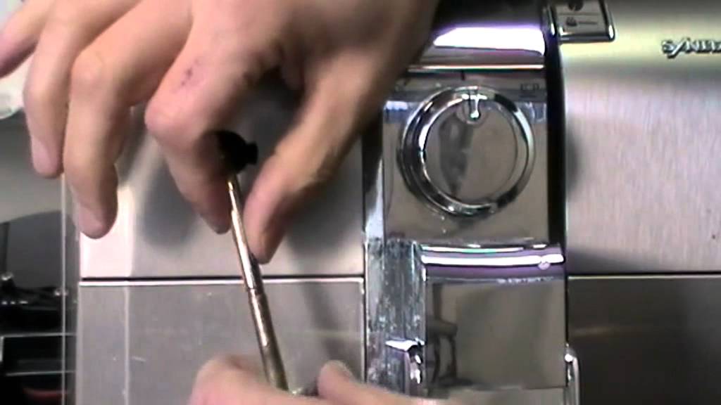 Syntia Chrome cover - YouTube