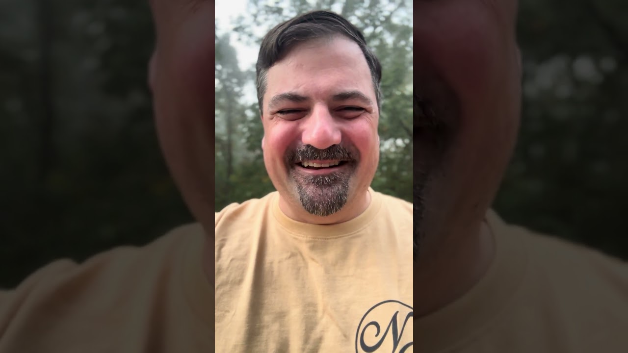 Heavenly Hellos: Holding God's Promises with Unwavering Faith | 46-Second Global Greeting Devotional