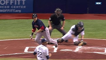 BOS@TB: Nava grounds an RBI single to left in the 1st