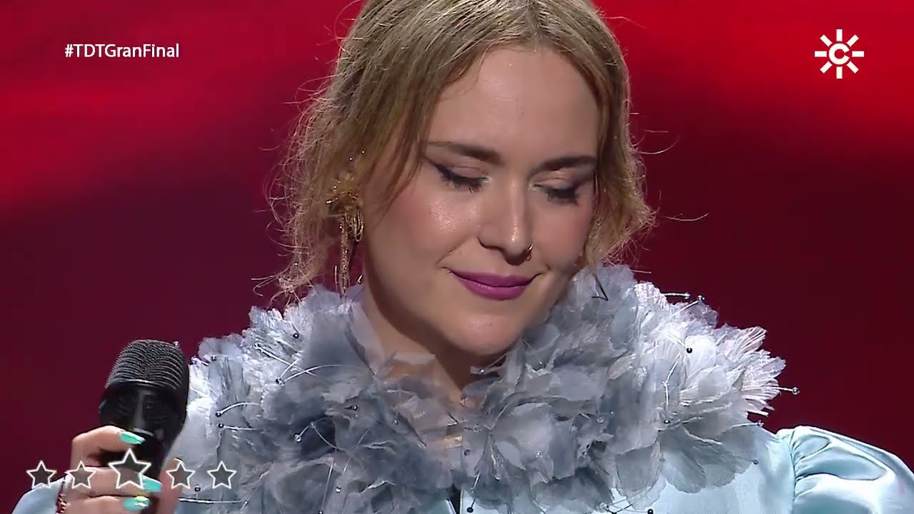Esther Ponce – “COMO YO TE AMO”  TDTGranFinal en Tierra de Talento 9