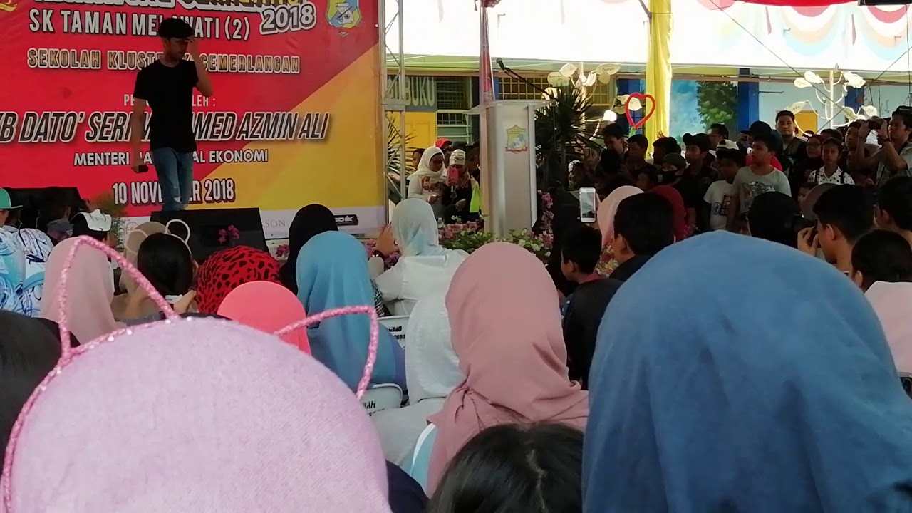 Fancam 101118 ISMAIL IZZANI : BIDADARI (SK TAMAN ...