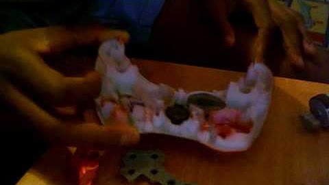 How to take apart and put back together your xbox 360 controller