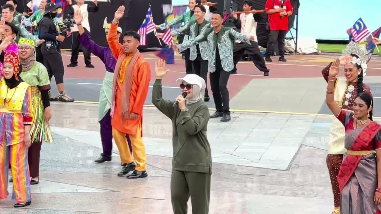 PERSEMBAHAN SITI NURHALIZA HARI KEBANGSAAN 2025 MALAYSIA MADANI RAKYAT DISANTUNI