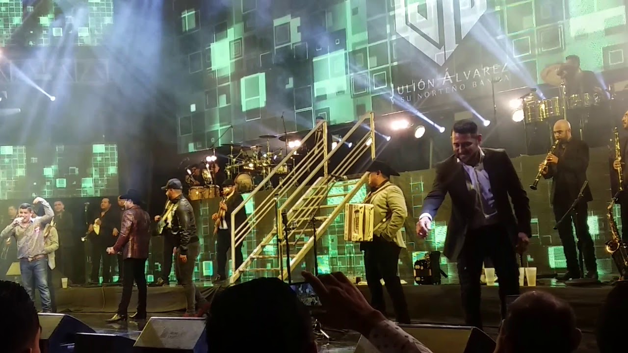 Julión Alvarez y Alfredo Olivas en Auditorio Telmex "Pongamonos de