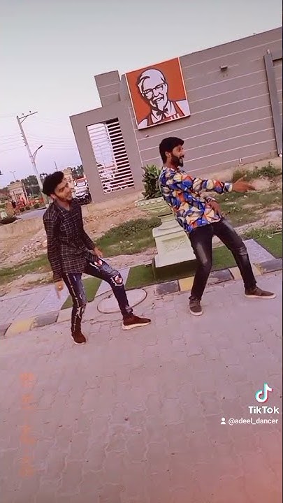 Koi Aaye Koi Jaye Meri Lakh Duayen Paye Koi Jaye to Le Aaye Meri lakh duayen paye adeel dance academy 😘 Song 😝