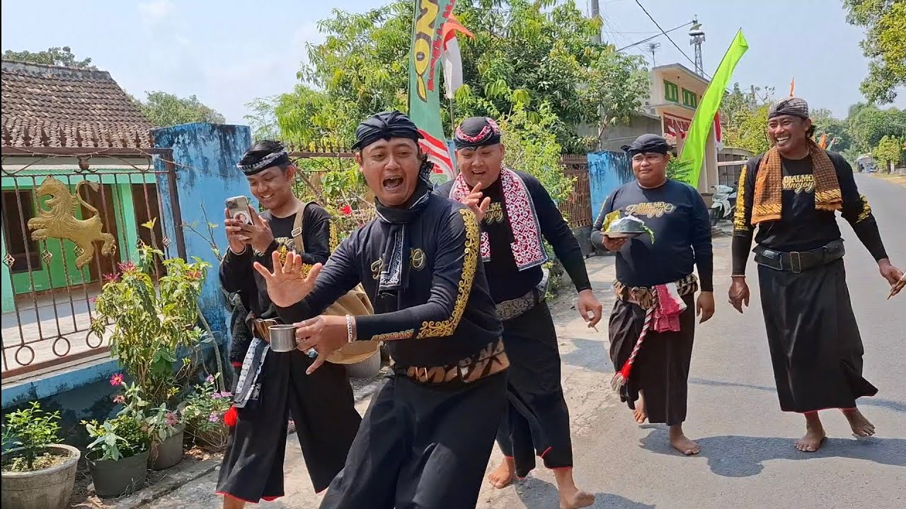 Keseruan Mas BONDAN Sowan Ke Punden Jaranan Djalmo Pronojoyo Live Sonobekel Tanjunganom Nganjuk