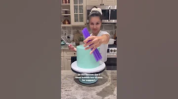 STACK A 2 TIER CAKE THE FLOUR GIRL 