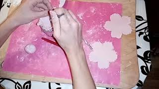 видео: пионы из мастики вырубкой картинка: пионы из мастики вырубкой