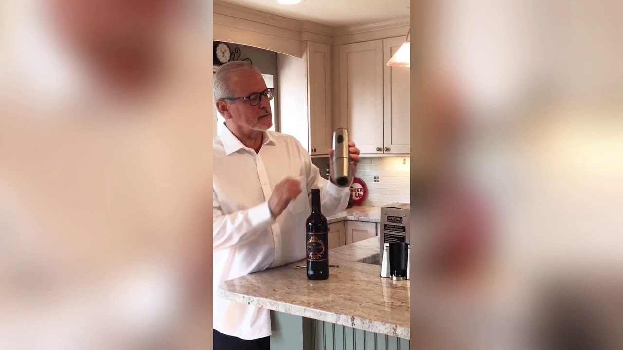 Waring Portable Electronic Wine Bottle Opener