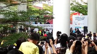 RUNNING MAN IN SINGAPORE 2013 20131019_121614.mp4(5)