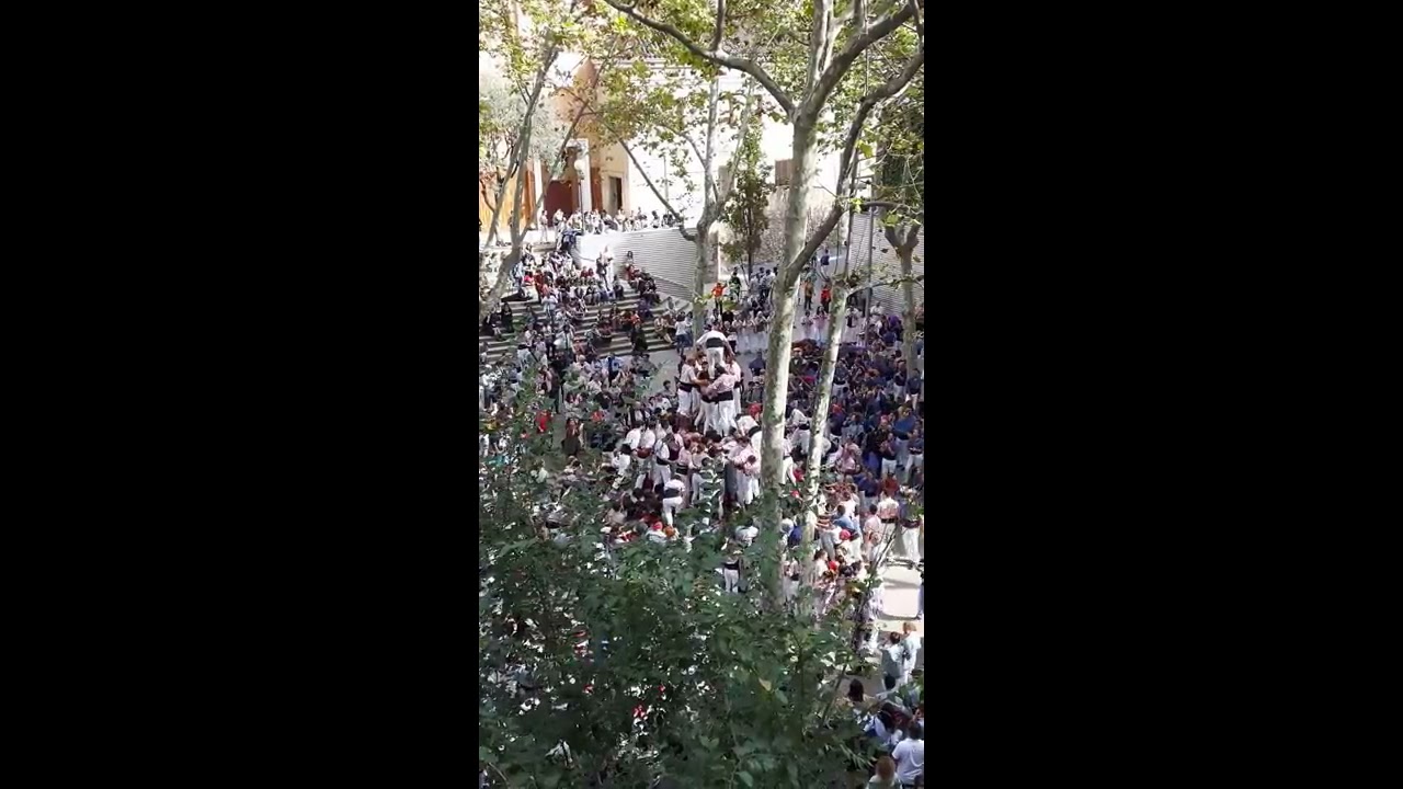 XXIV Diada dels Castellers de Sants, Minyons de Terrassa, p8fm