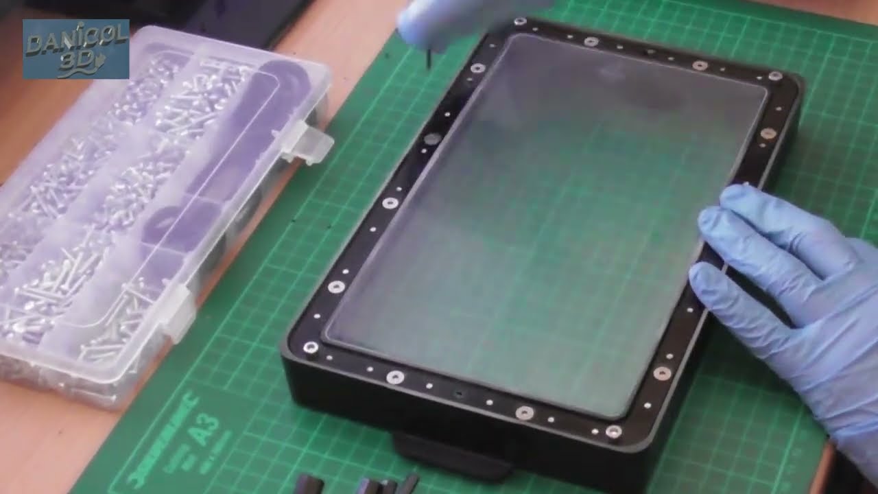 Come Sostituire il Fep della Stampante 3D Resina - Elegoo Saturn 2 - Stampante 3D Resina