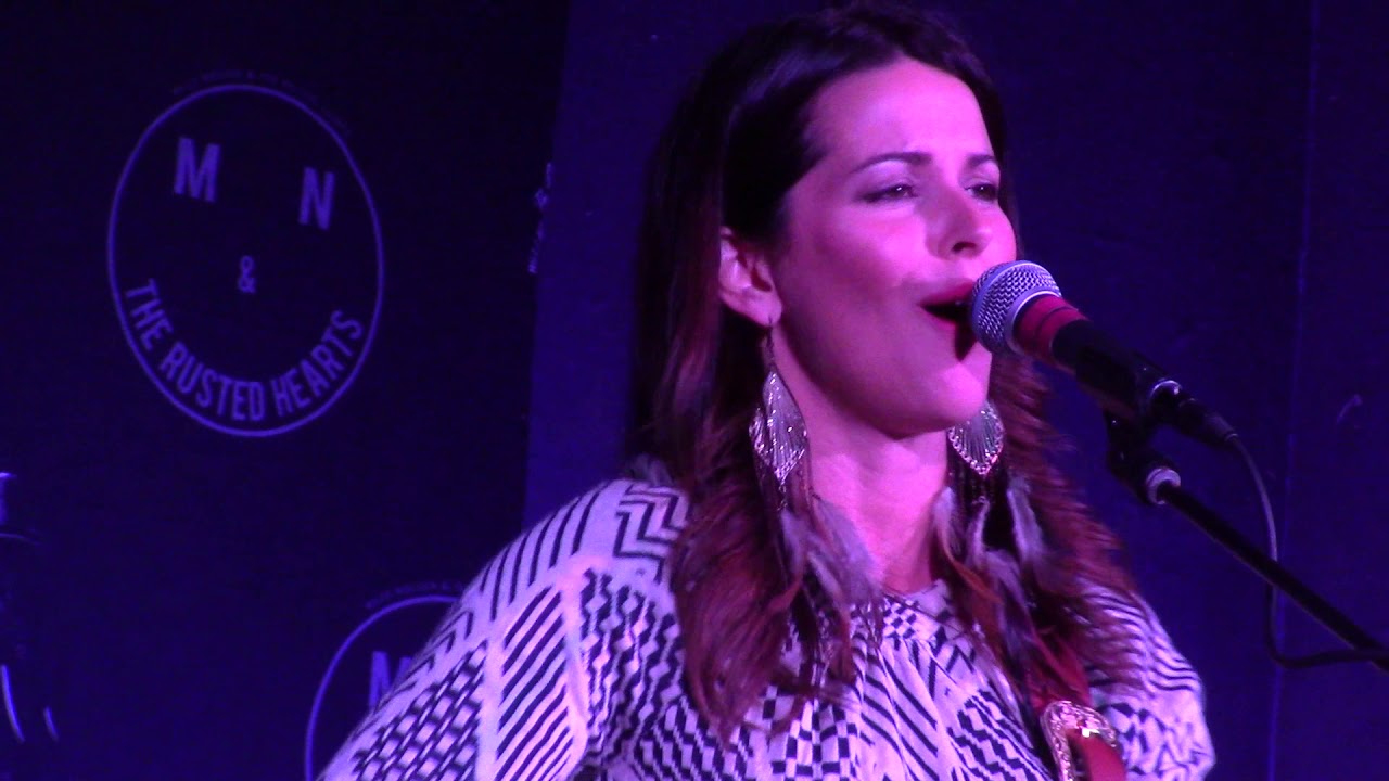 Kelly Steward and the Restless KindOutlaw live in Rockford, IL 1129