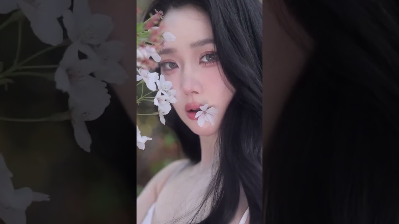 是风动，还是心动？#是初九啊 #makeup #shorts