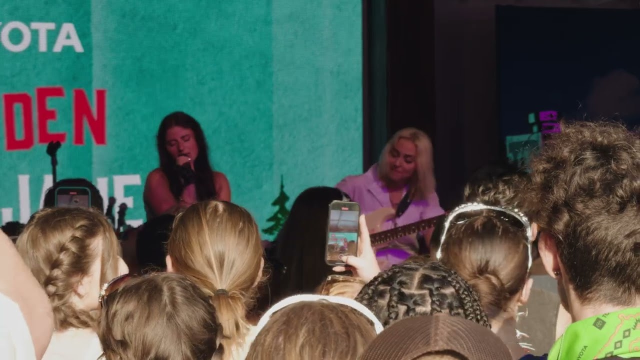 Natalie Jane - Happier Than Ever [Live @ Lollapalooza] 08/03/2024