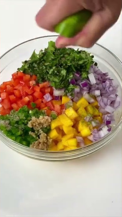 Ultimate Mango Salsa 🥭@HealthyFoodieGirl