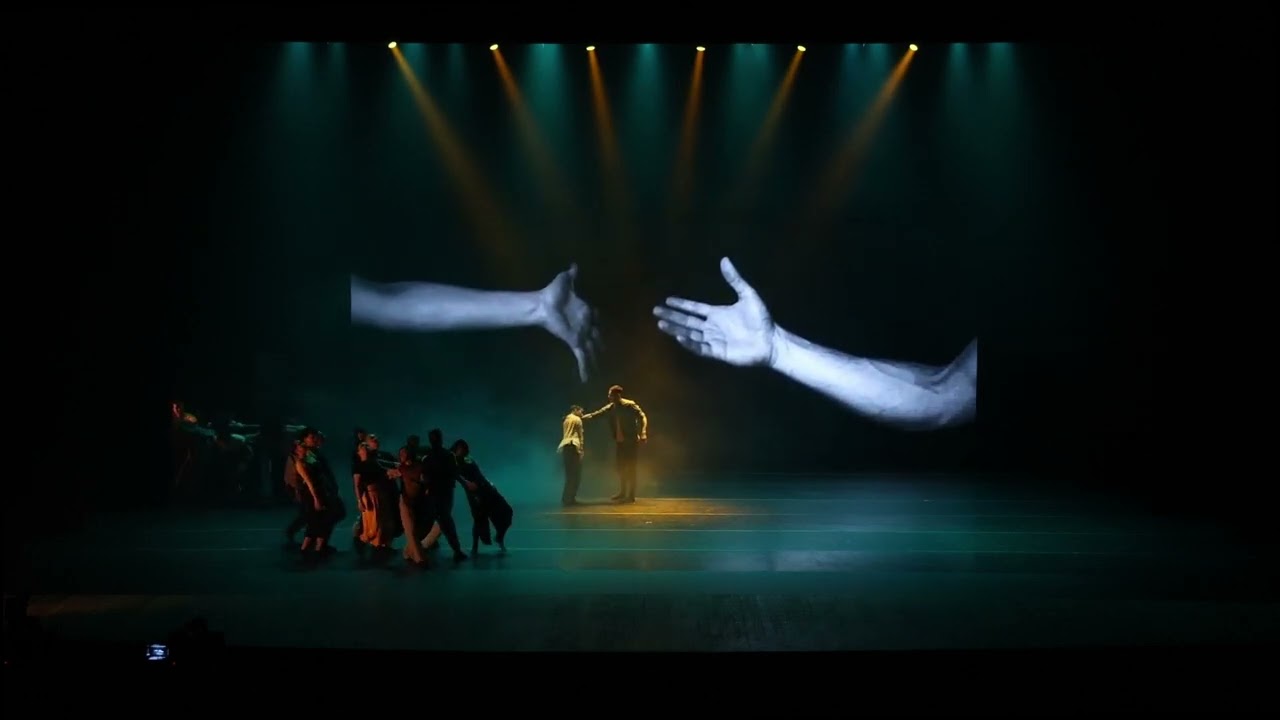 COREOGRAFIA O ABRAÇO - SUL EM DANÇA 20 ANOS