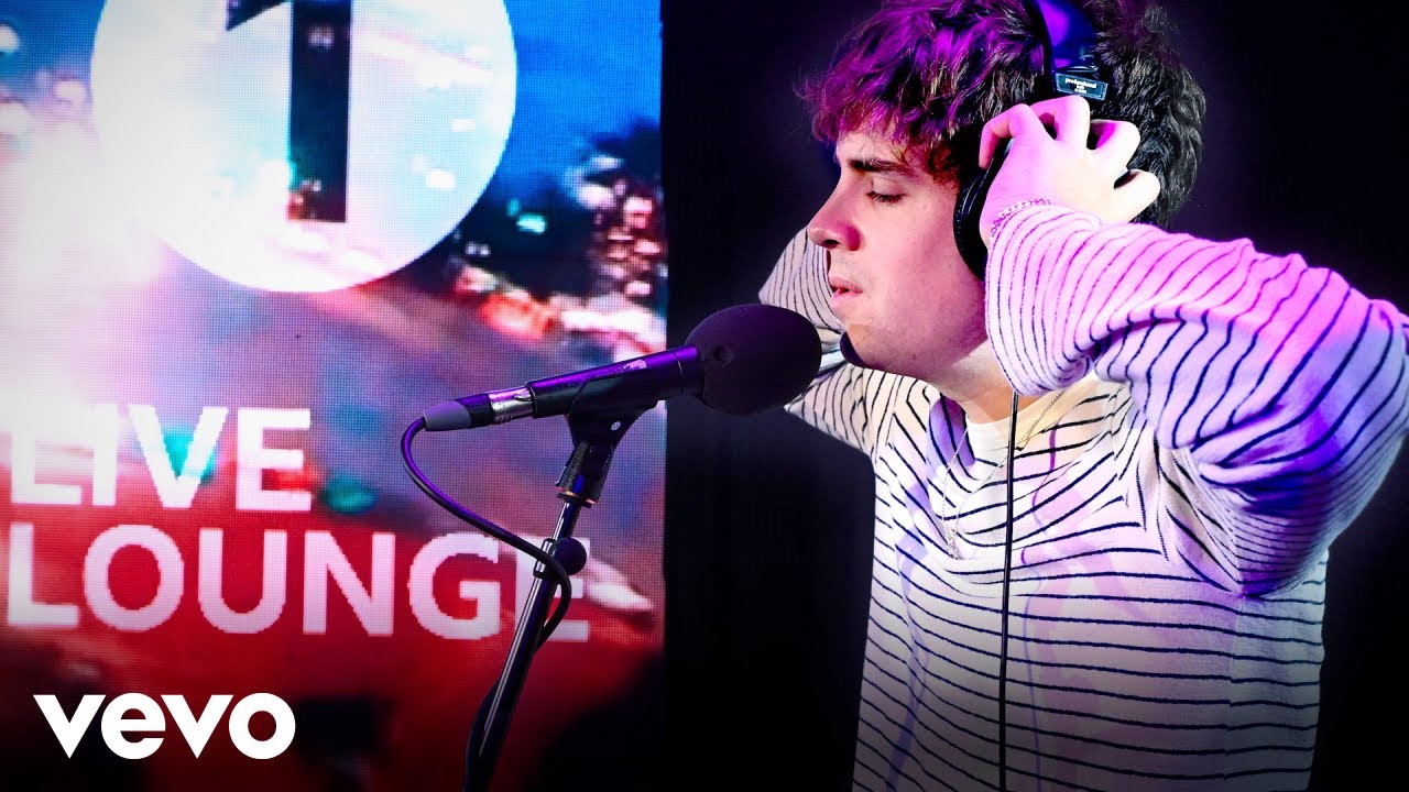 Royel Otis – car in the Live Lounge
