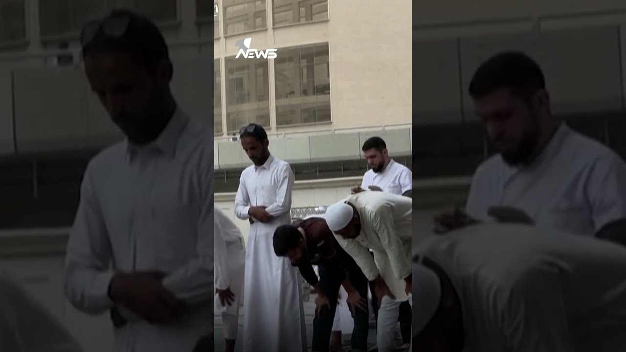 الحجاج يطوفون حول الكعبة وسط أجواء إيمانية مع اقتراب انطلاق مناسك الحج | #وان_نيوز