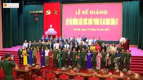 Bế giảng Lớp bồi dưỡng kiến thức quốc phòng, an ninh cho học viên là đại biểu Quốc hội