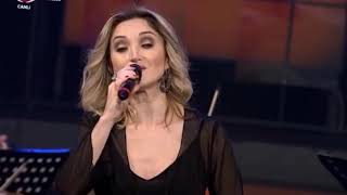 Çiğdem Yarkin - Çaya İndim Çay Susuz (Bahriyelim Çok Güzelsin) (Uşşak)R.g.