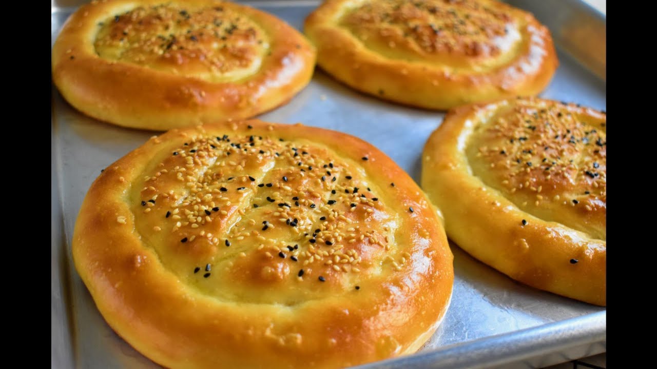 جربوا عيش السحور الاقتصادي بدون بيض او زبدة او حليب