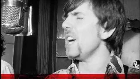 The Hollies- "On A Carousel" in Abbey Road 1967 (Reelin